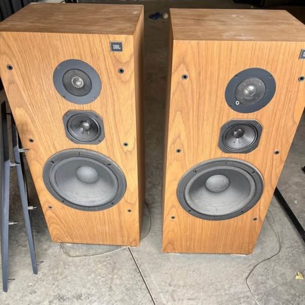 JBL L80T Floor Speakers GOOD SHAPE